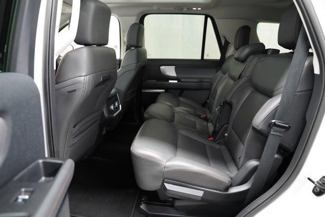 2025 Ford Expedition Active 4x4