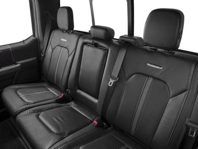 2017 Ford Super Duty F-350 SRW Platinum 4WD Crew Cab 6.75' Box