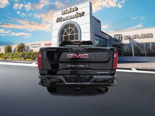 2025 GMC Sierra 2500 HD Crew Cab Standard Box 4-Wheel Drive Denali