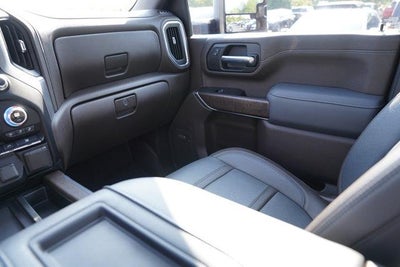 2020 GMC Sierra 3500HD Crew Cab Long Box 4-Wheel Drive Denali
