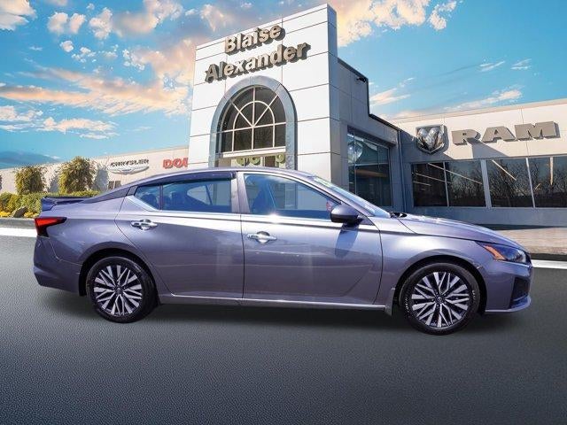 2023 Nissan Altima 2.5 SV Sedan
