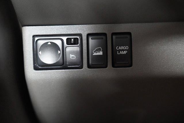 2018 Nissan Frontier Crew Cab 4x4 SV V6 Auto