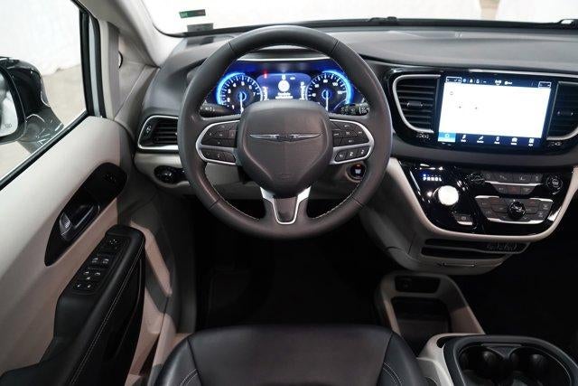 2024 Chrysler Pacifica Touring L FWD