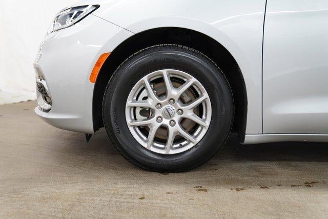 2024 Chrysler Pacifica Touring L FWD