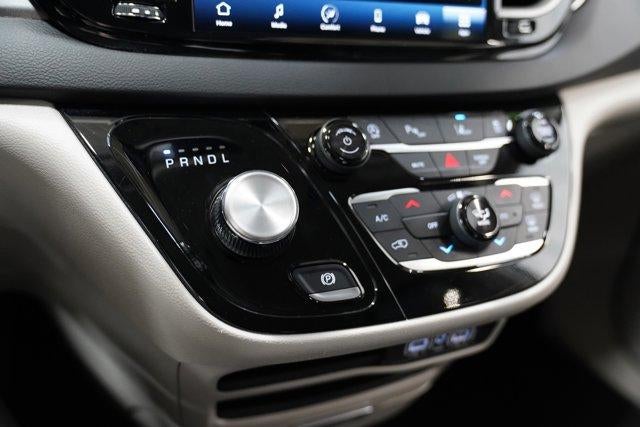 2024 Chrysler Pacifica Touring L FWD