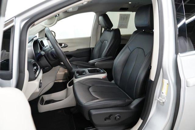 2024 Chrysler Pacifica Touring L FWD