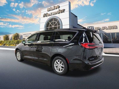 2024 Chrysler Pacifica Touring L FWD