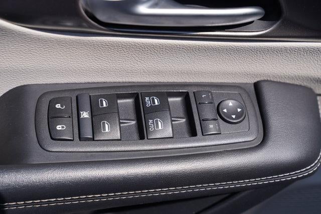 2024 Chrysler Pacifica Touring L FWD