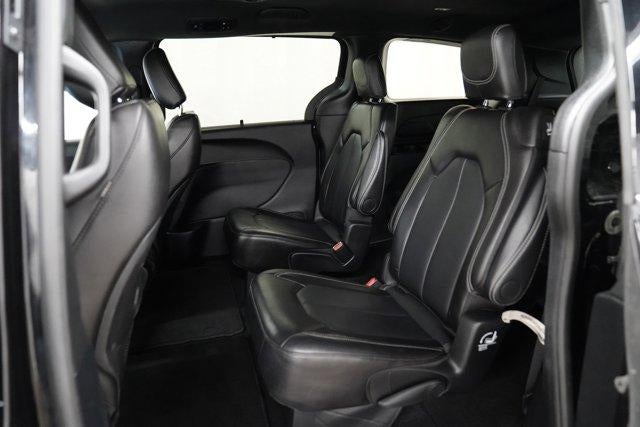 2025 Chrysler Pacifica Select FWD