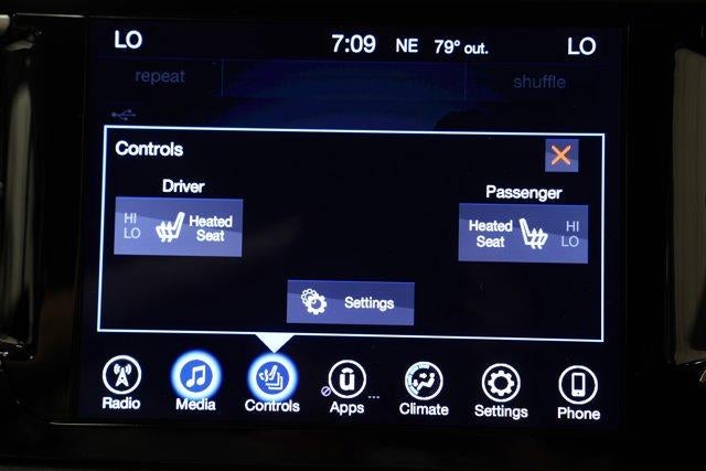 2017 Chrysler Pacifica Touring-L FWD