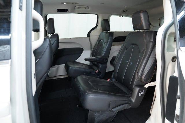 2017 Chrysler Pacifica Touring-L FWD