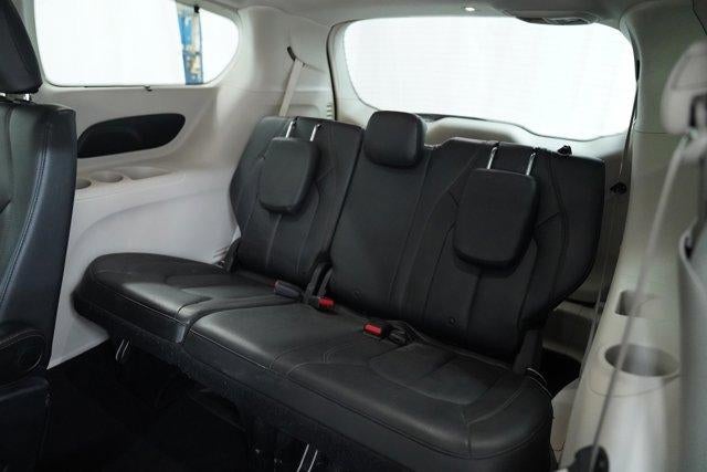 2017 Chrysler Pacifica Touring-L FWD