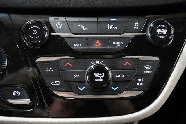 2024 Chrysler Pacifica Touring L FWD