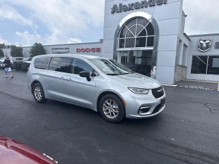 2024 Chrysler Pacifica Touring L FWD