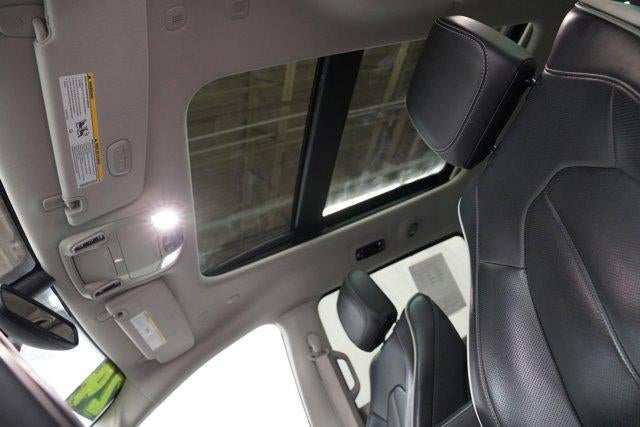 2024 Chrysler Pacifica Limited FWD