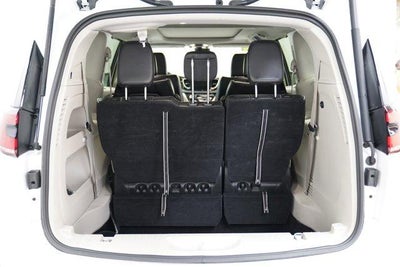 2024 Chrysler Pacifica Limited FWD