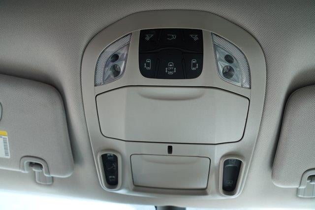 2024 Chrysler Pacifica Limited FWD