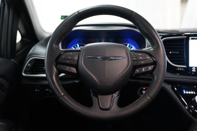 2023 Chrysler Pacifica Hybrid Touring L FWD