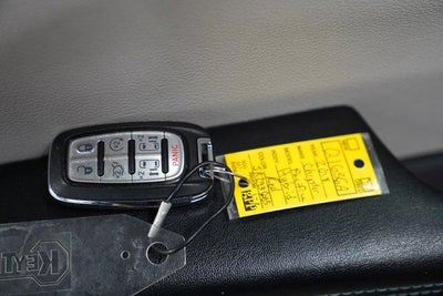 2018 Chrysler Pacifica Hybrid Limited FWD