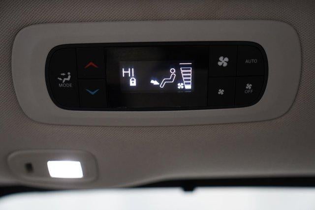 2018 Chrysler Pacifica Hybrid Limited FWD