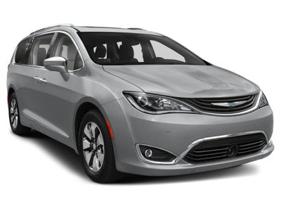 2018 Chrysler Pacifica Hybrid Limited FWD