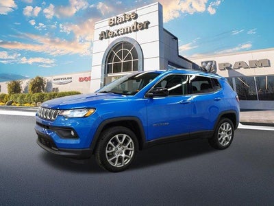 2022 Jeep Compass Latitude Lux