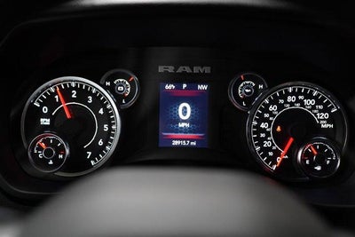 2024 RAM 3500 Tradesman 4x4 Crew Cab 8' Box