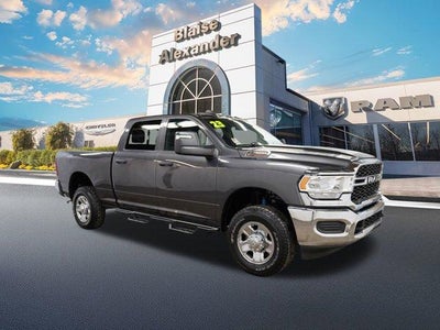2023 RAM 2500 Tradesman 4x4 Crew Cab 6'4" Box
