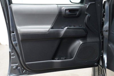 2023 Toyota Tacoma 4WD 4WD SR Double Cab 5' Bed V6 AT (GS)