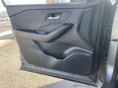 2023 Nissan Rogue FWD SV