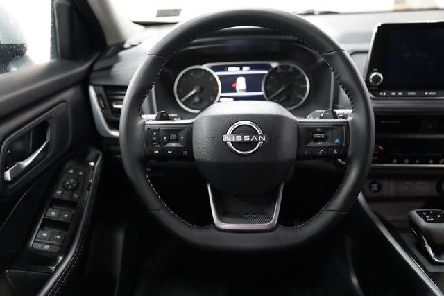 2025 Nissan Rogue AWD SV