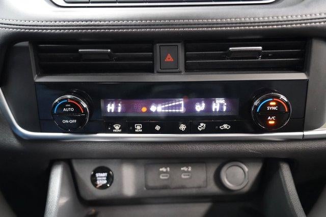 2025 Nissan Rogue AWD SV