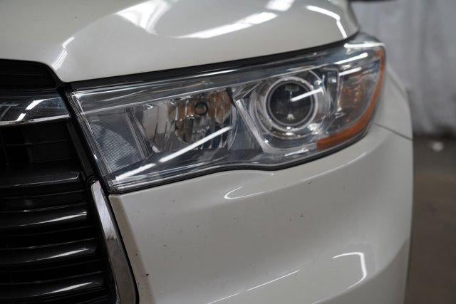 2016 Toyota Highlander AWD 4dr V6 XLE (Natl)