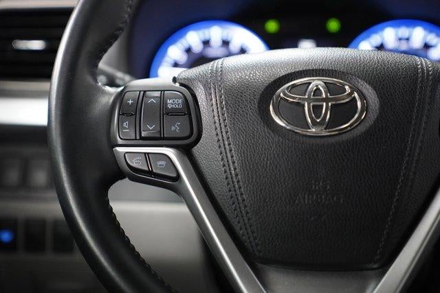 2016 Toyota Highlander AWD 4dr V6 XLE (Natl)