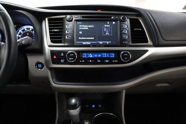 2016 Toyota Highlander AWD 4dr V6 XLE (Natl)