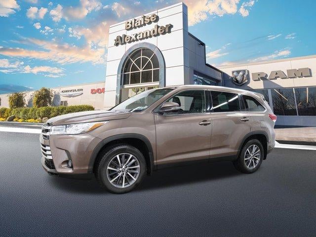 2019 Toyota Highlander SE V6 AWD (Natl)
