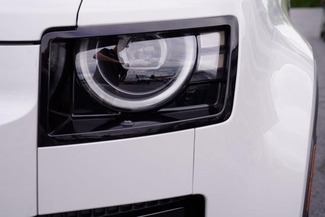 2026 Land Rover Defender 110 P300 S