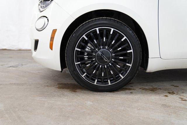 2024 FIAT 500e INSPI(RED) FWD