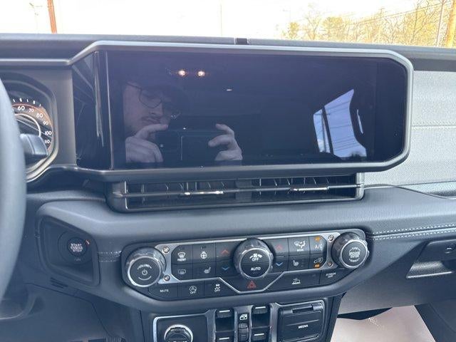 2026 Jeep Wrangler Sahara 4 Door 4x4