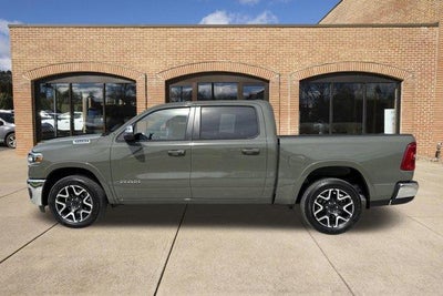 2026 RAM 1500 Laramie 4x4 Crew Cab 5'7" Box
