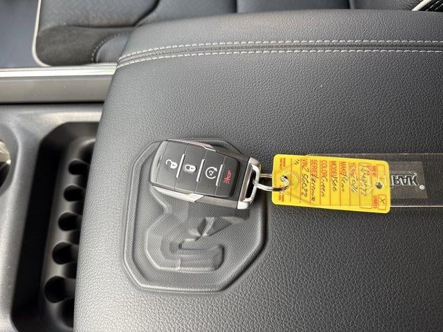 2026 RAM 1500 Laramie 4x4 Crew Cab 5'7" Box