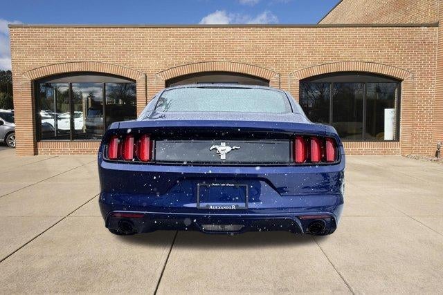 2016 Ford Mustang 2dr Fastback V6