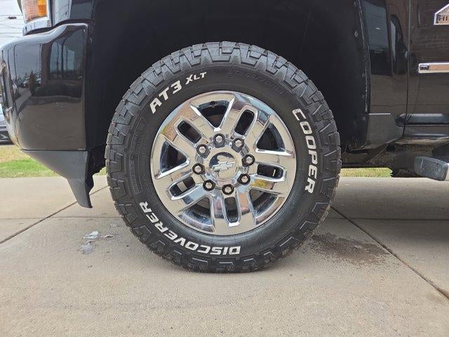 2019 Chevrolet Silverado 3500 HD Crew Cab Standard Box 4-Wheel Drive High Country