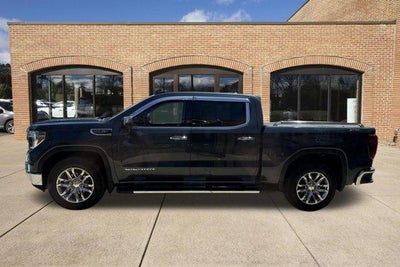 2022 GMC Sierra 1500 Limited Crew Cab Short Box 4-Wheel Drive SLT