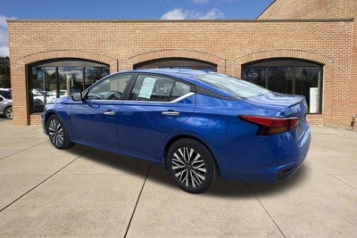 2025 Nissan Altima SV FWD