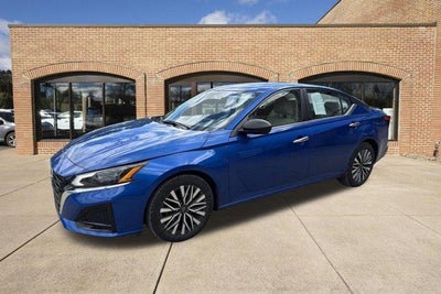 2025 Nissan Altima SV FWD