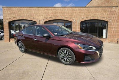 2025 Nissan Altima SV FWD