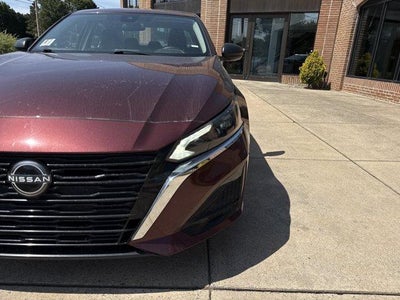 2025 Nissan Altima SV FWD