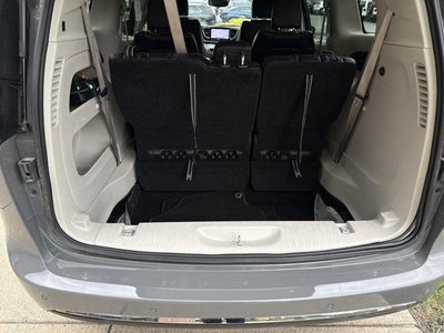 2023 Chrysler Pacifica Touring L FWD