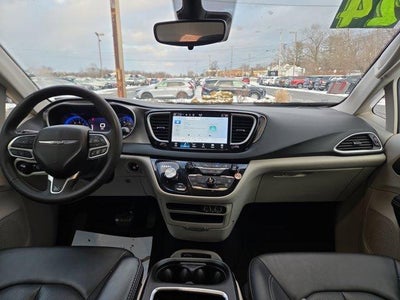 2024 Chrysler Pacifica Touring L FWD